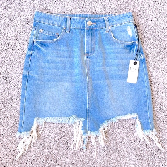 🆕DEX | Distressed Jean Skirt - Picture 1 of 6